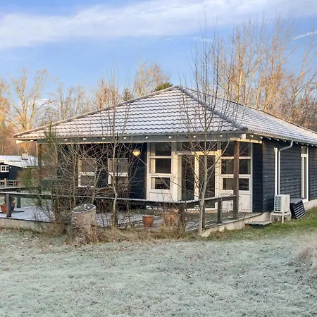 Cozy Wooden Close To Nature And Дом отдыха Vig