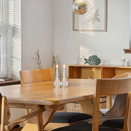 Cozy Wooden Close To Nature And 펜션 Vig