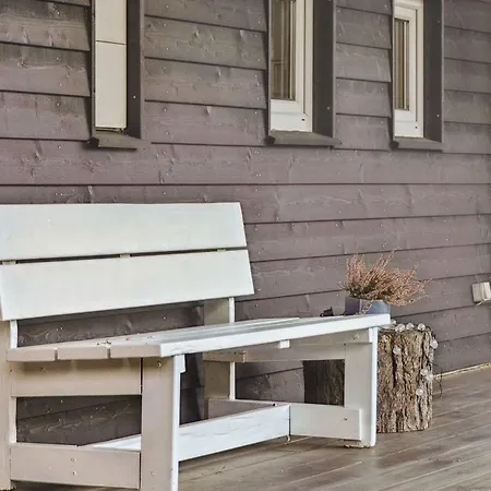 Cozy Wooden Close To Nature And
